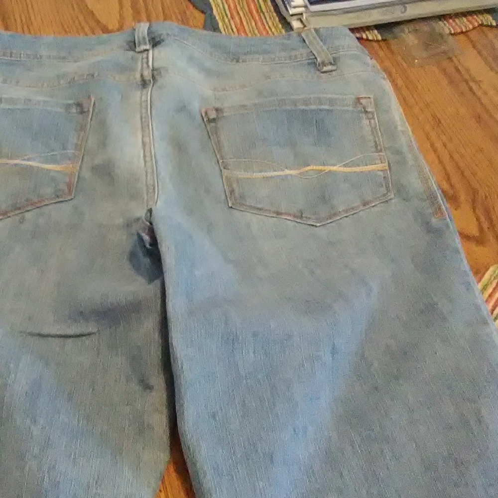 Capris - Picture 2 of 2